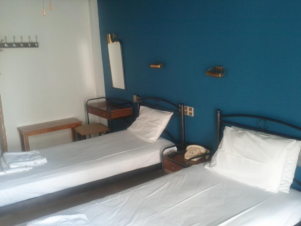Hotel Tainaro Loutra Edipsou  Pokoj fotografie